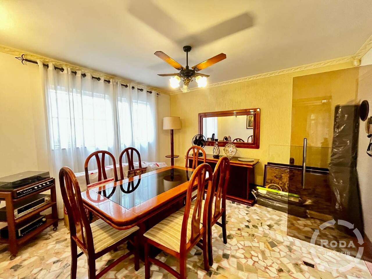 Casa à venda no Ponta da Praia: 