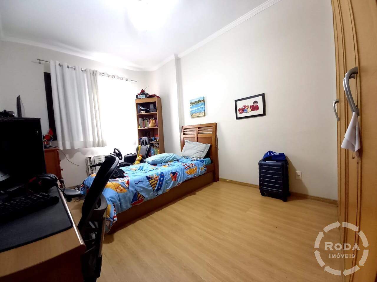 Apartamento à venda no Ponta da Praia: 