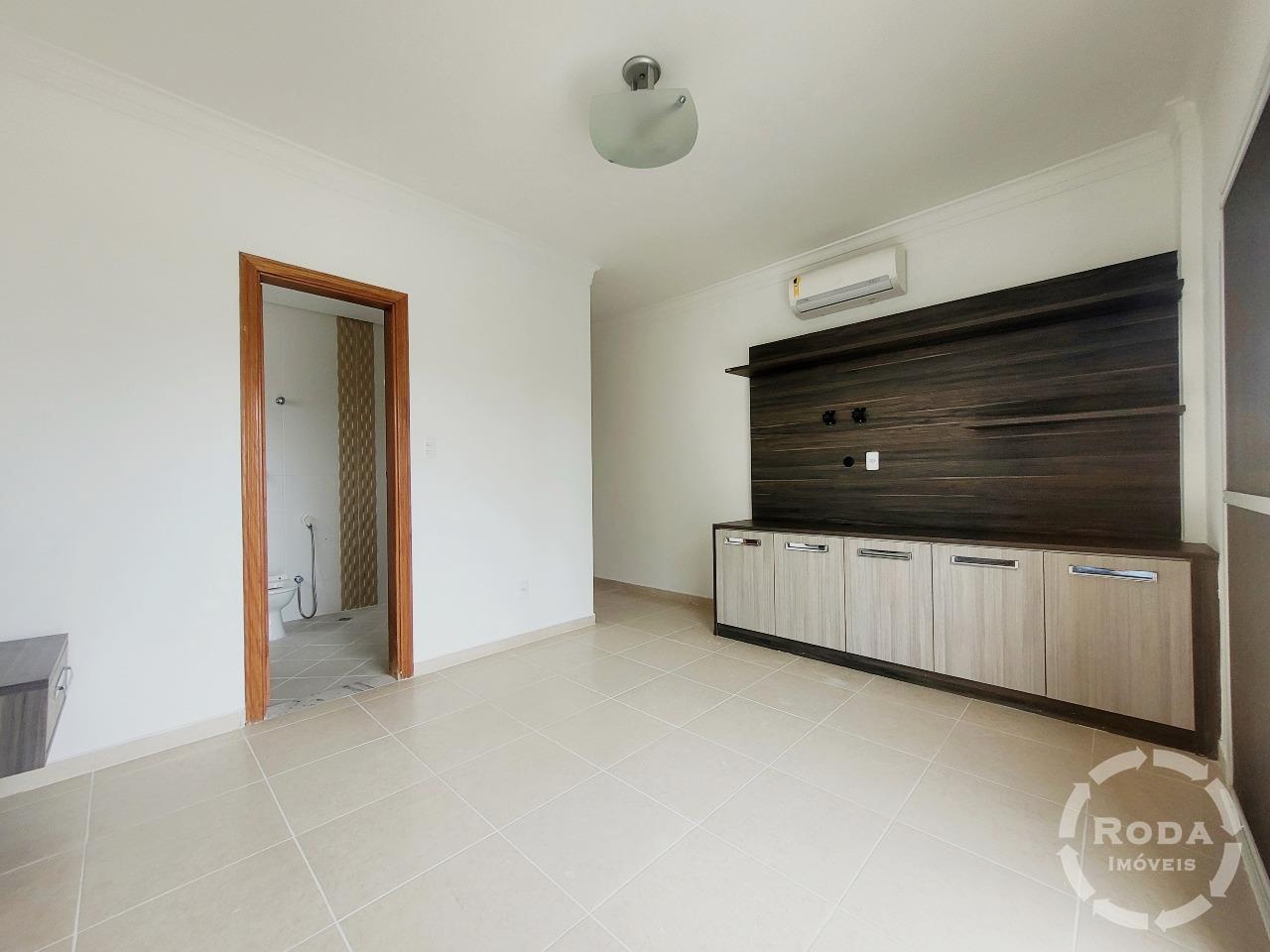 Casa à venda no Embaré: 