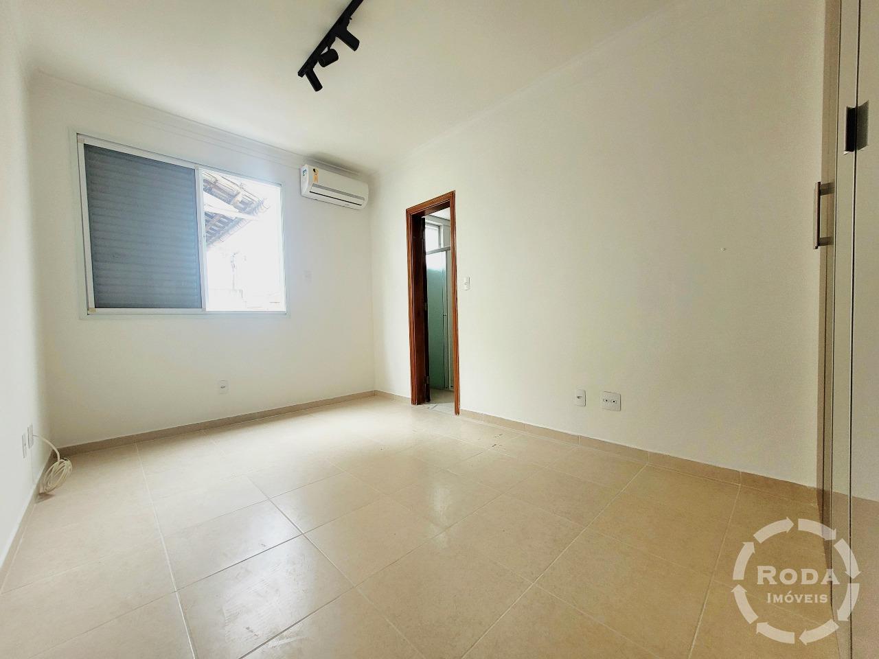 Casa à venda no Embaré: 