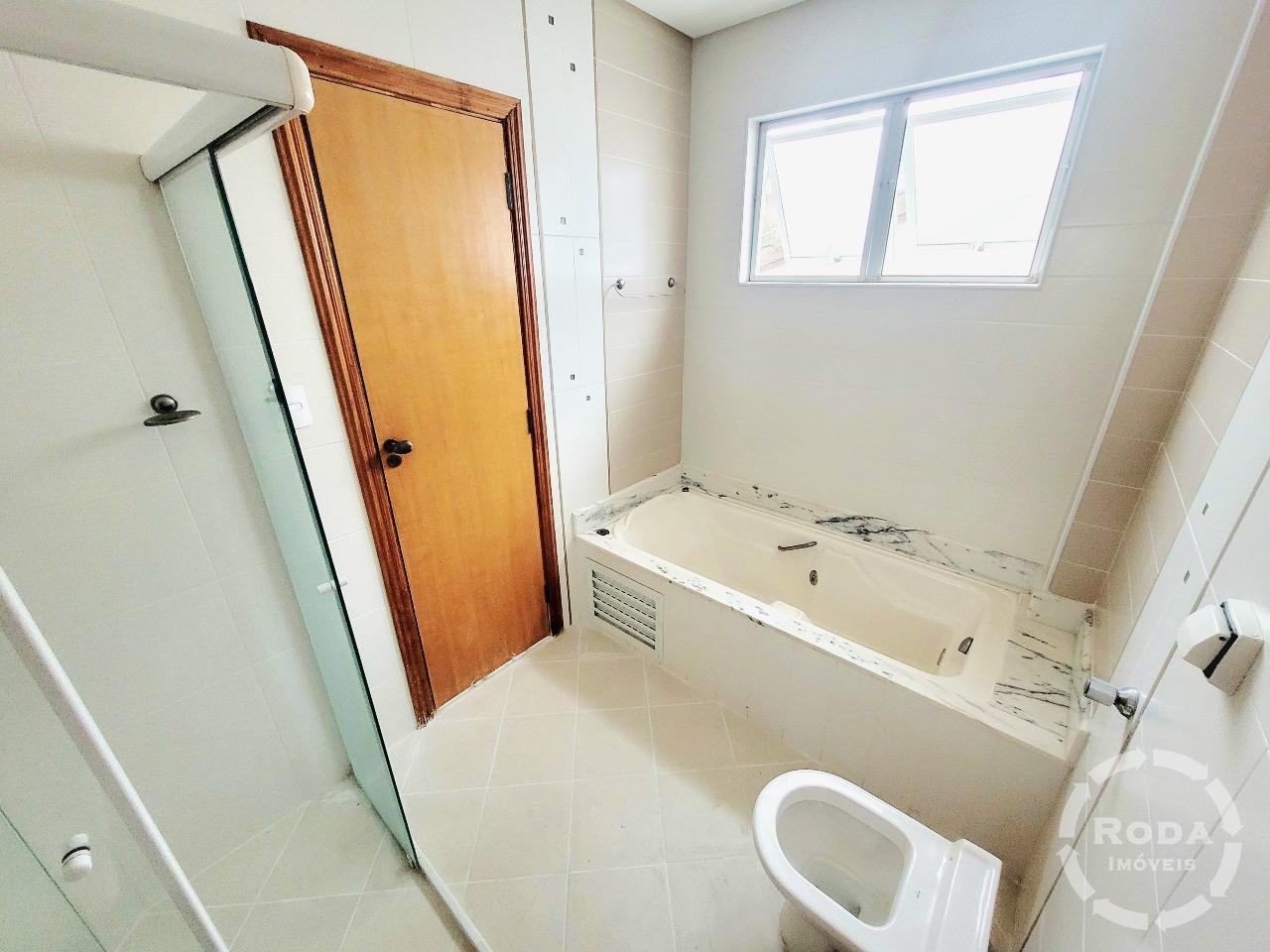 Casa à venda no Embaré: 