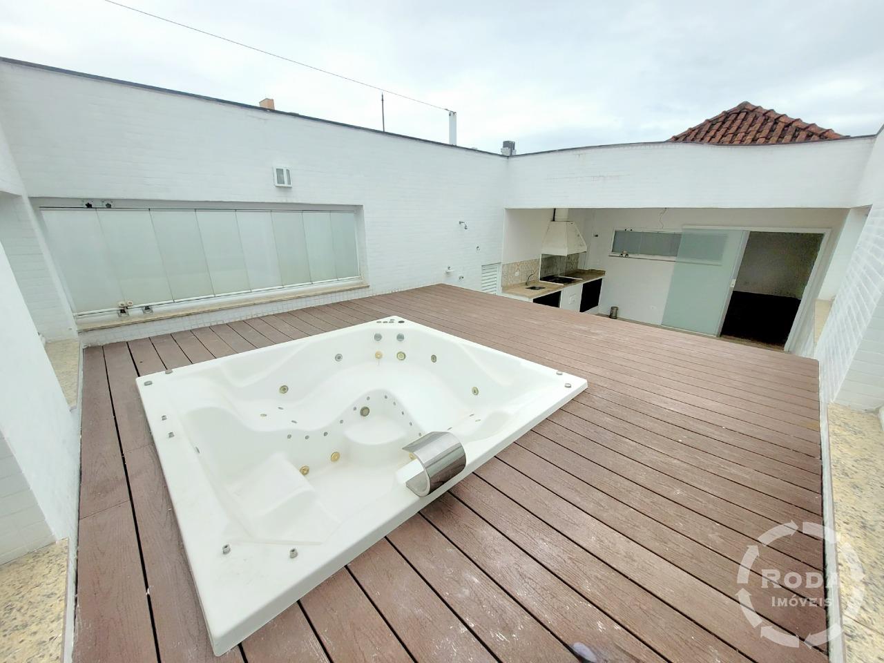 Casa à venda no Embaré: 