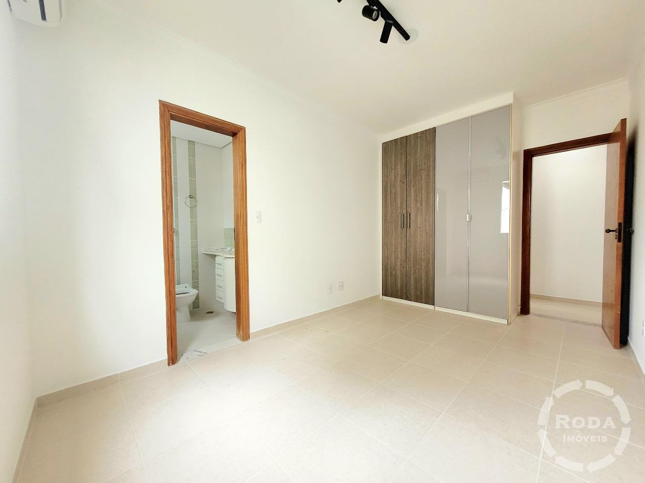 Casa à venda no Embaré: 