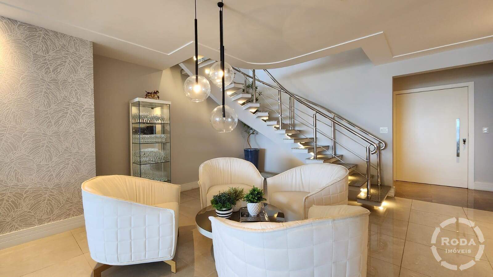 Cobertura à venda no Aparecida: 