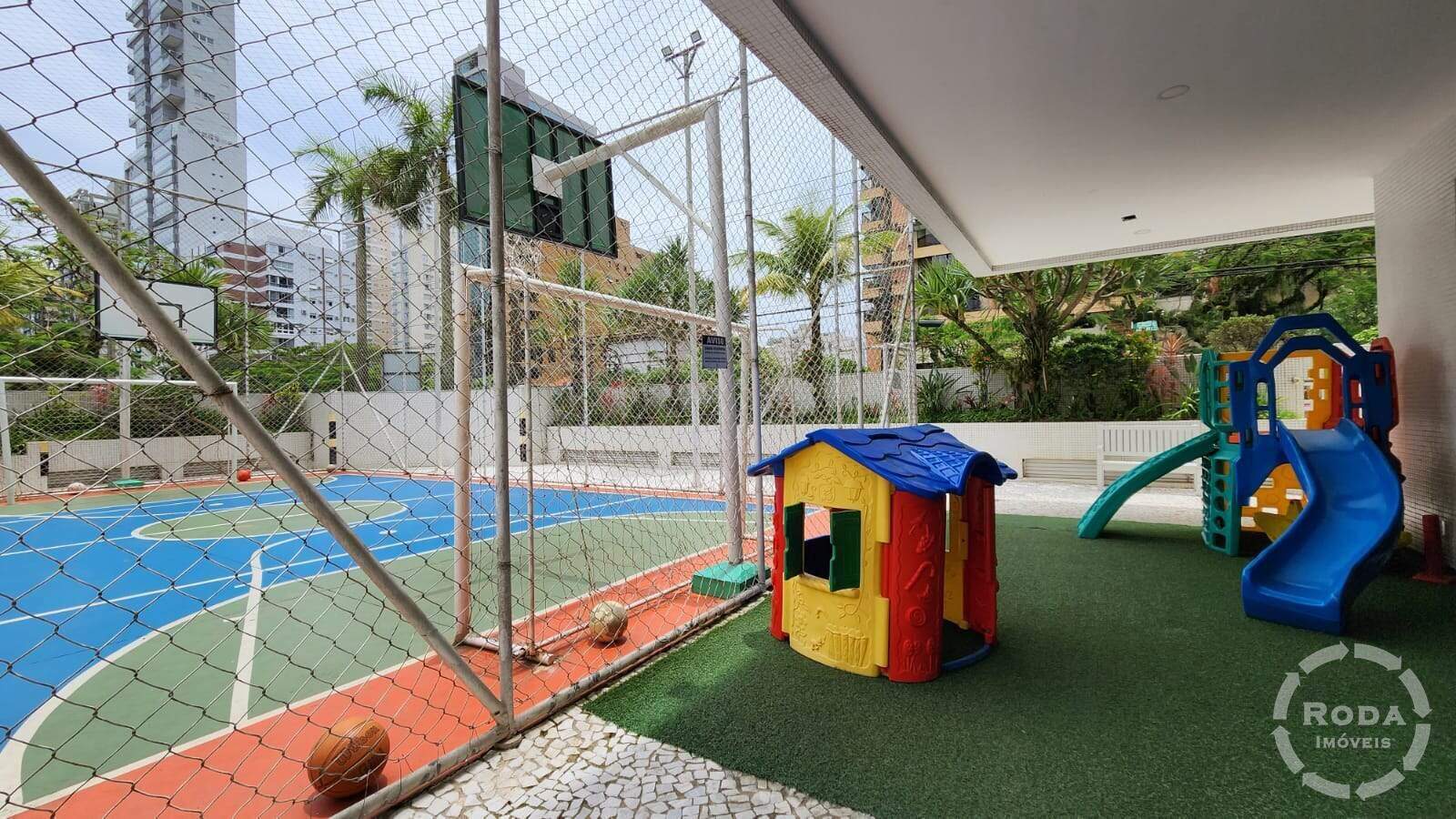 Cobertura à venda no Aparecida: 