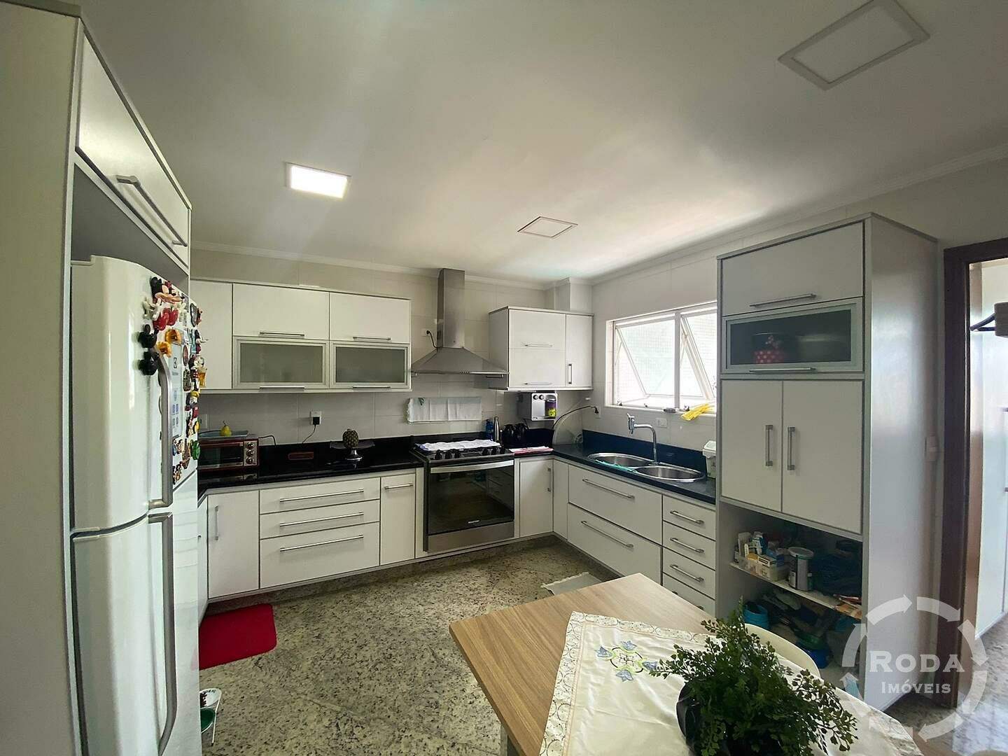 Cobertura à venda no Aparecida: 