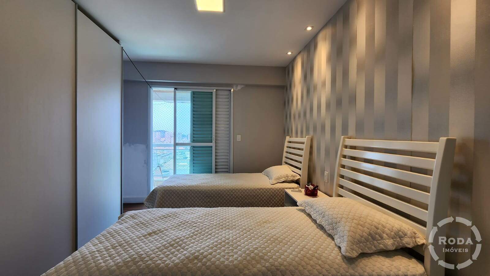 Cobertura à venda no Aparecida: 