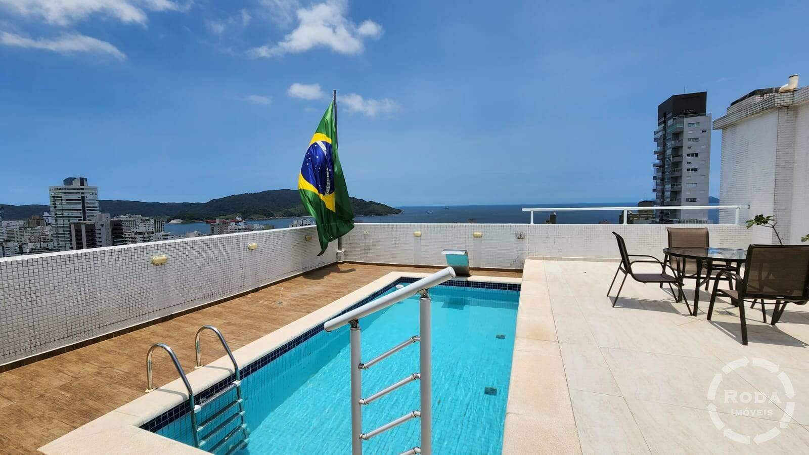 Cobertura à venda no Aparecida: 