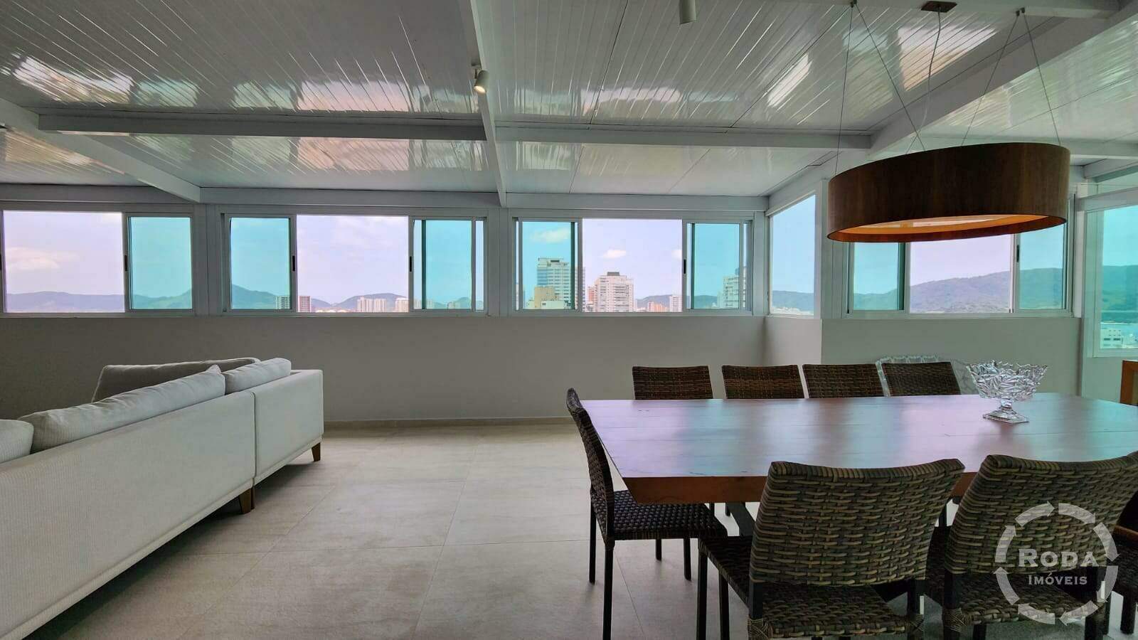 Cobertura à venda no Aparecida: 