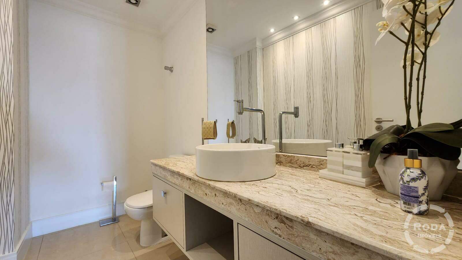 Cobertura à venda no Aparecida: 