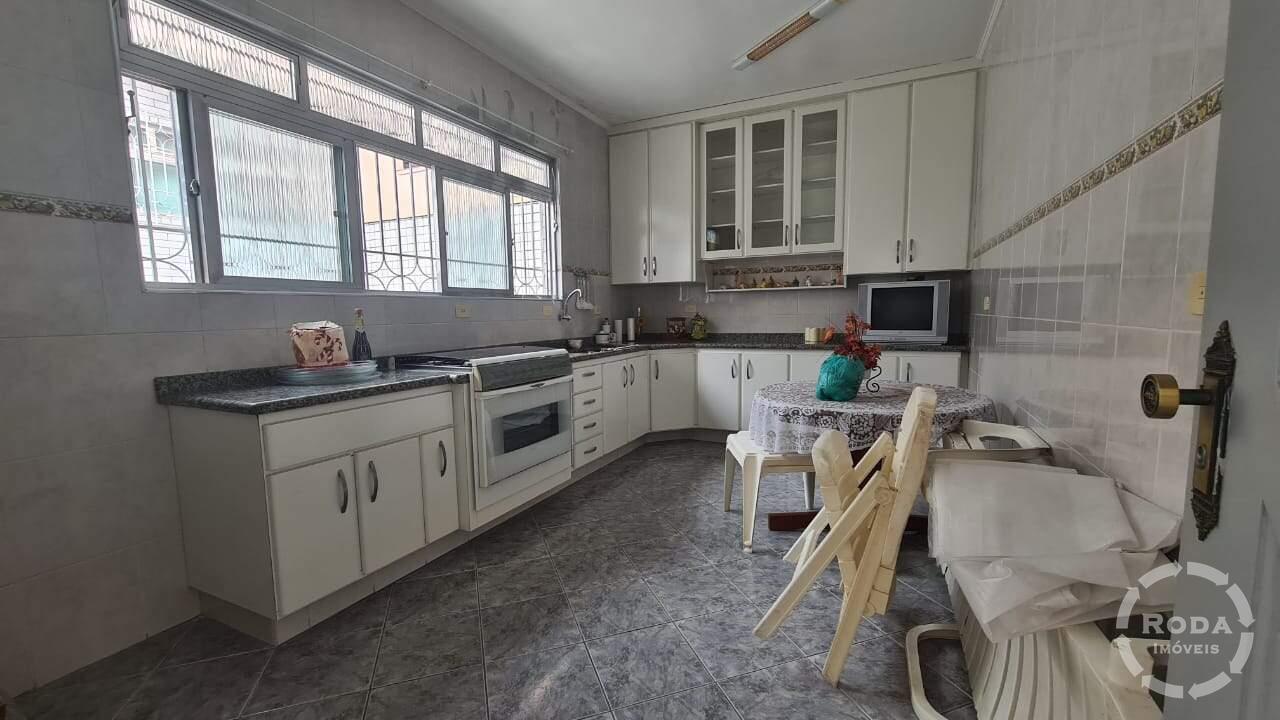 Casa à venda no Marapé: 