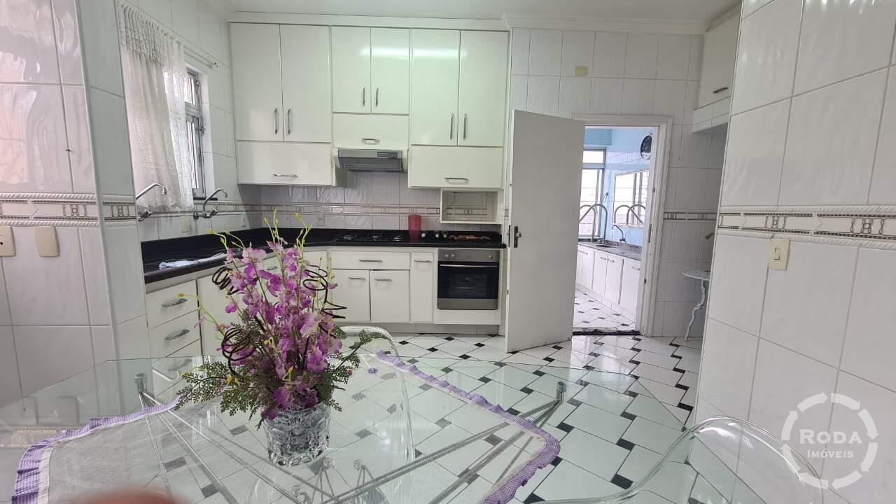 Casa à venda no Marapé: 