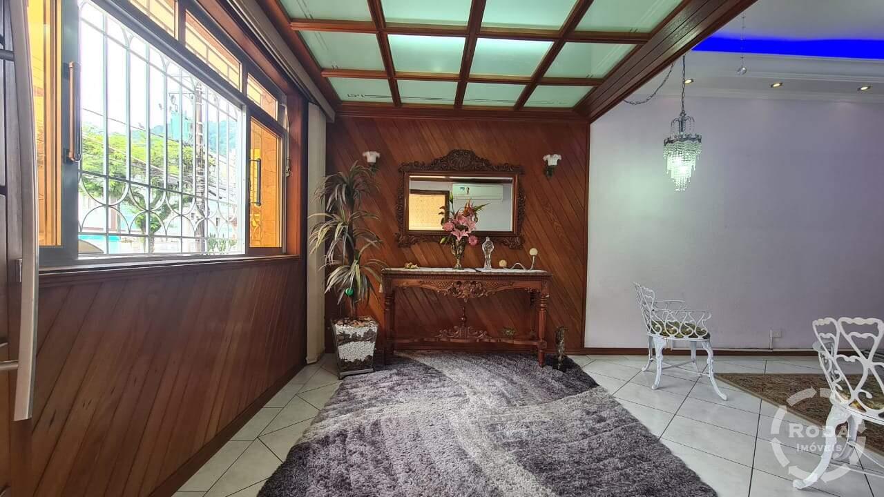 Casa à venda no Marapé: 