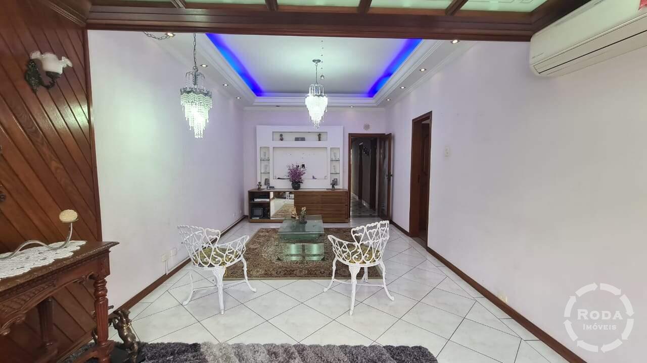 Casa à venda no Marapé: 