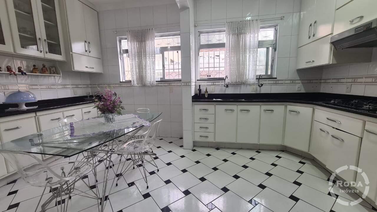 Casa à venda no Marapé: 