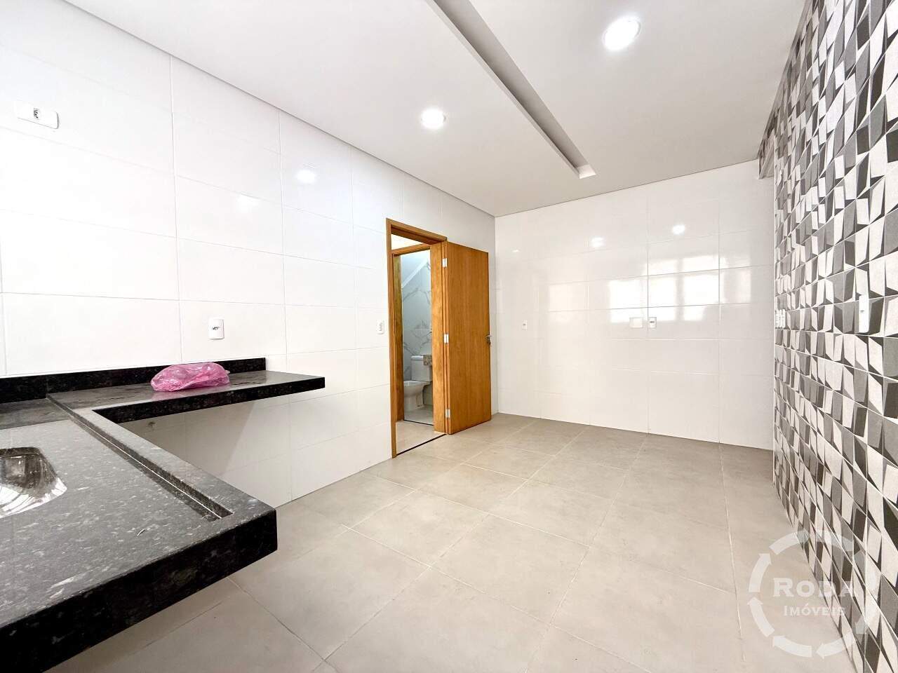 Casa à venda no Ponta da Praia: 