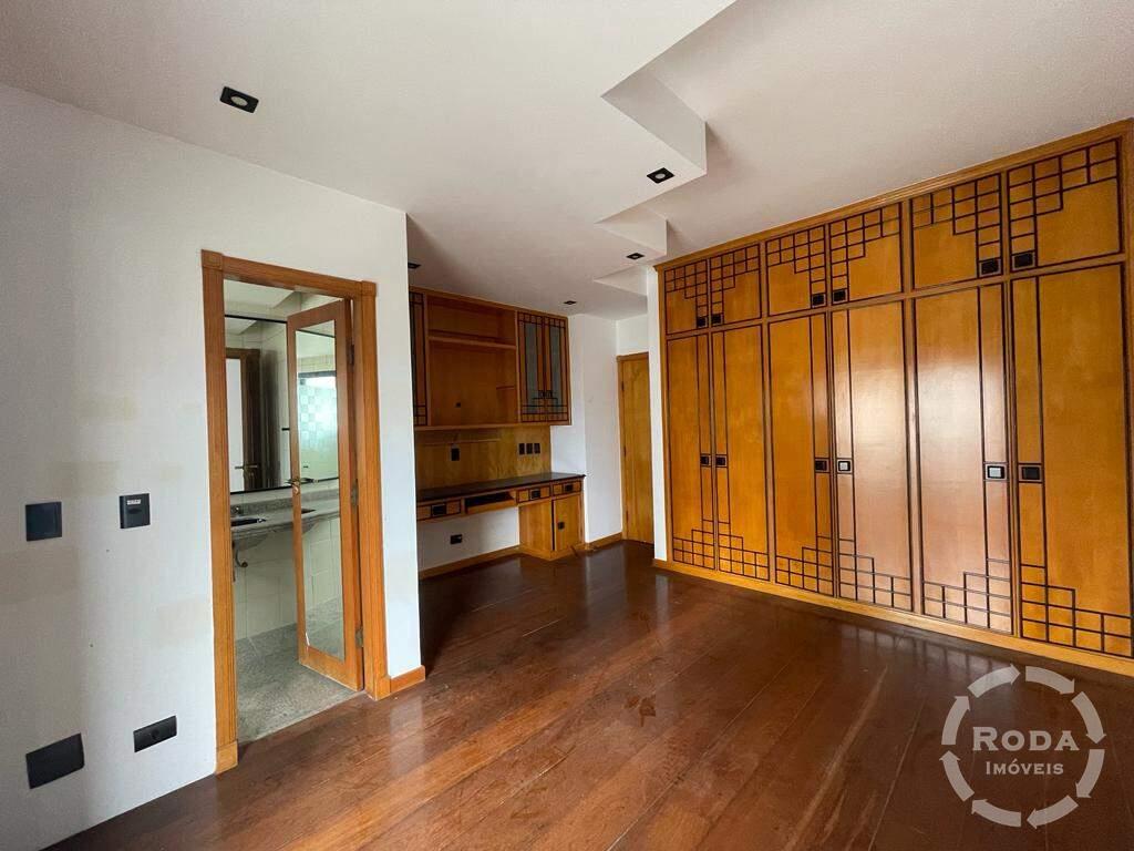 Apartamento à venda no Embaré: 