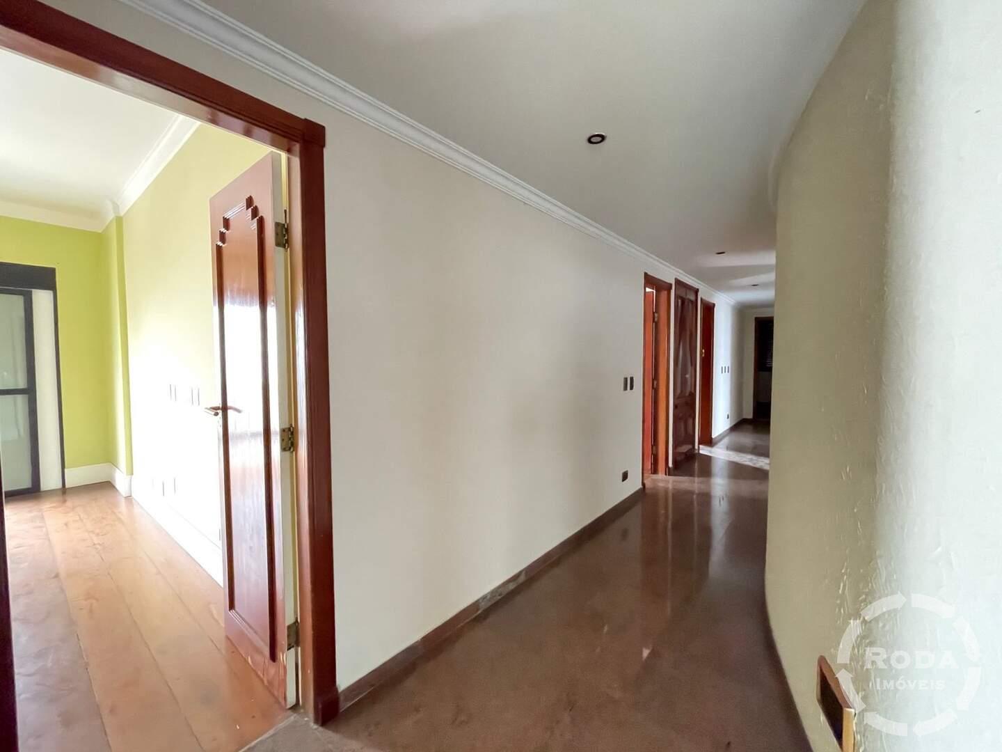 Apartamento à venda no Embaré: 