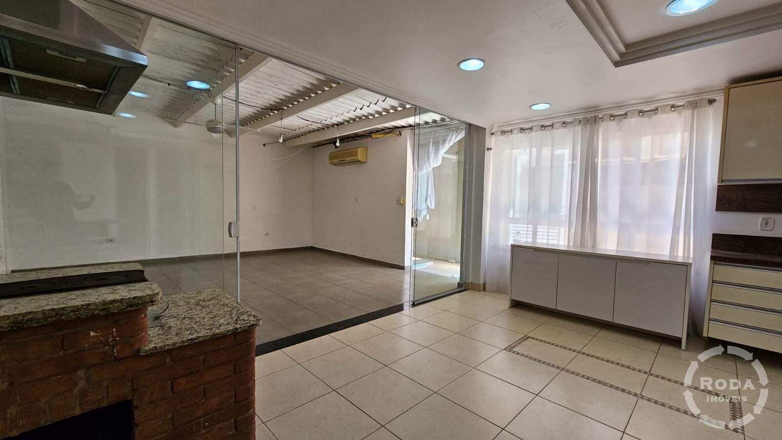 Casa à venda no Embaré: 