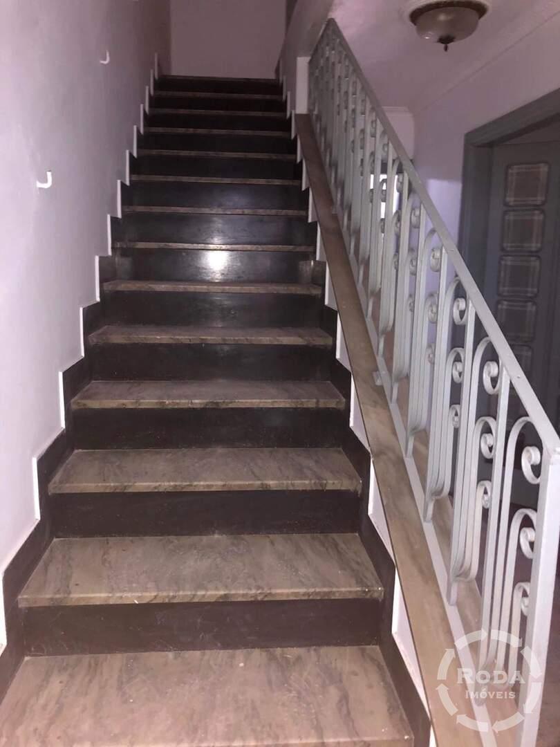 Casa para aluguel no Marapé: 