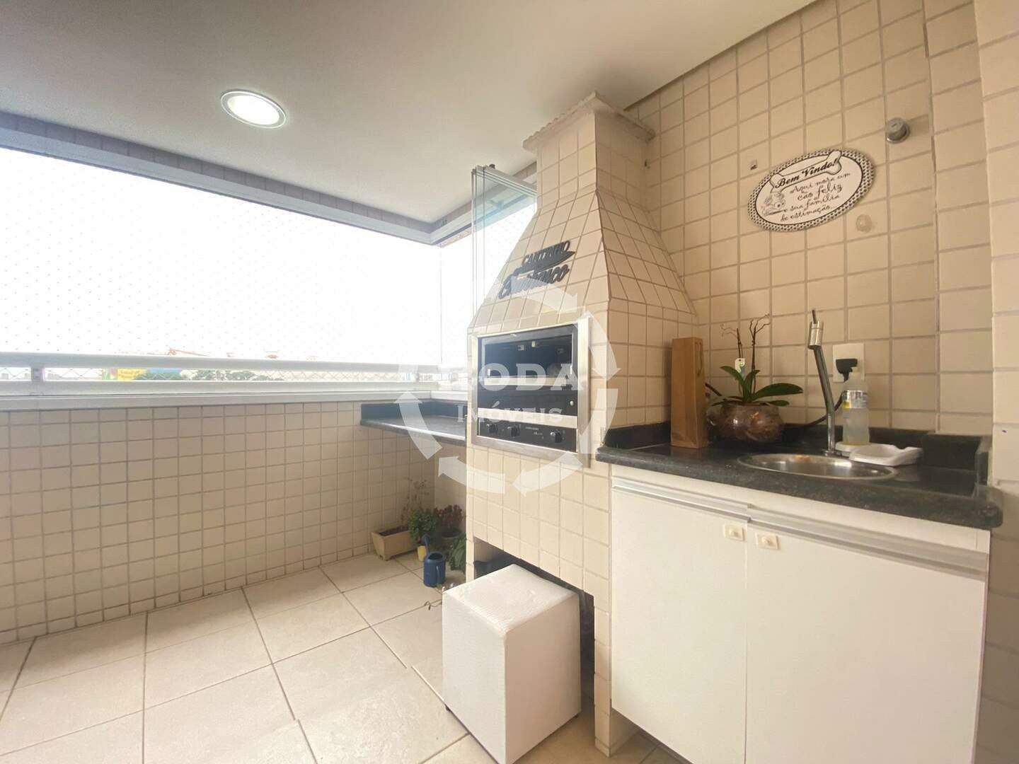 Apartamento à venda no Ponta da Praia: 