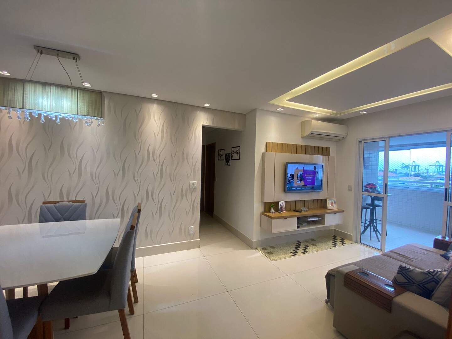 Apartamento à venda no Ponta da Praia: 