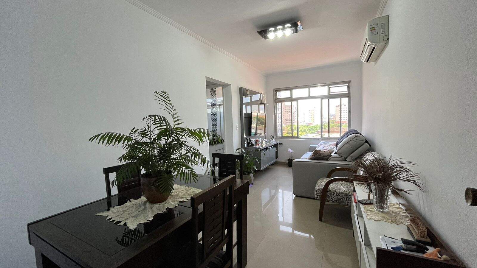 Apartamento à venda no Embaré: 