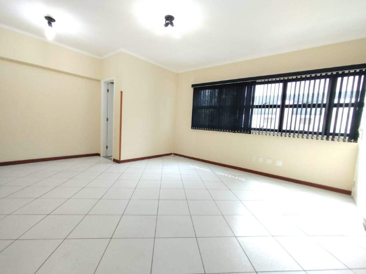 Sala para aluguel no Aparecida: 