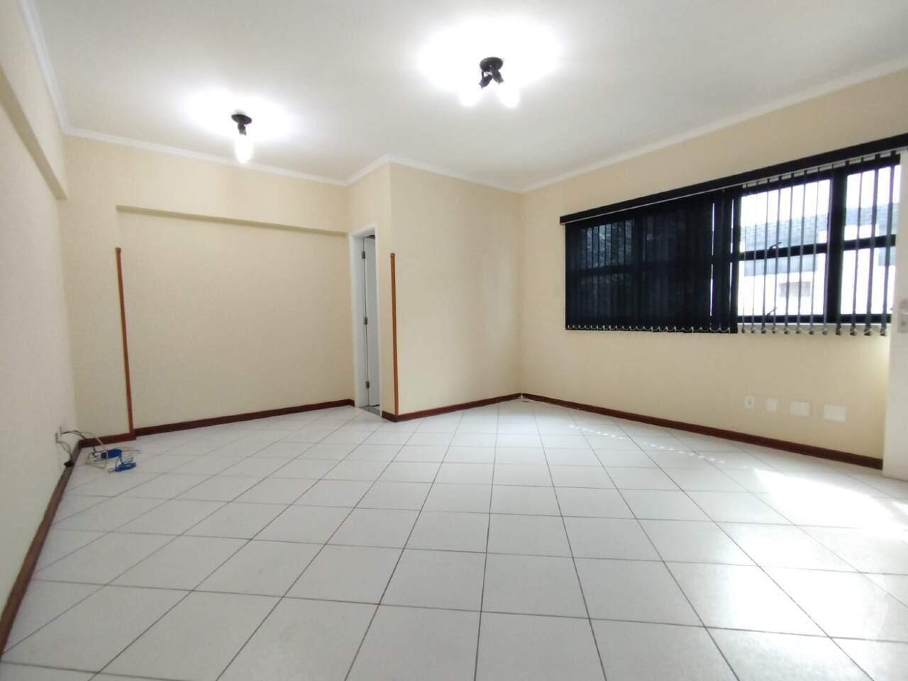 Sala para aluguel no Aparecida: 