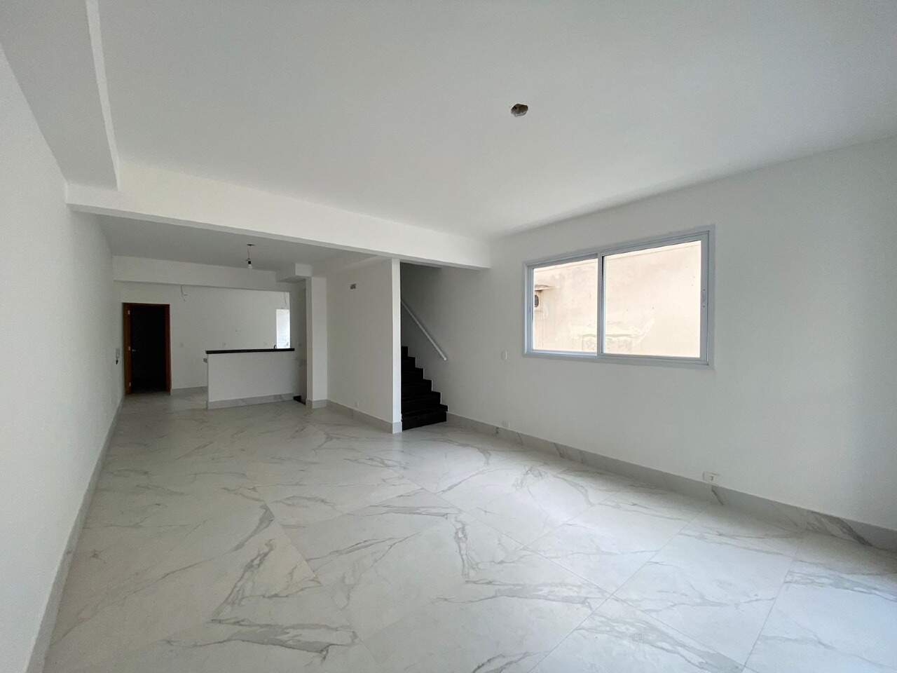 Casa à venda no Embaré: 