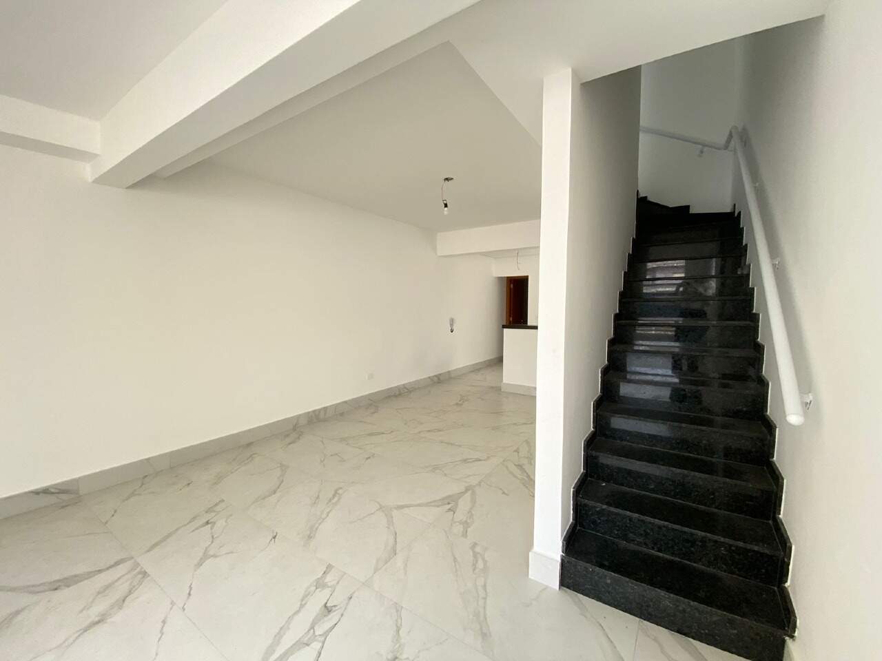 Casa à venda no Embaré: 