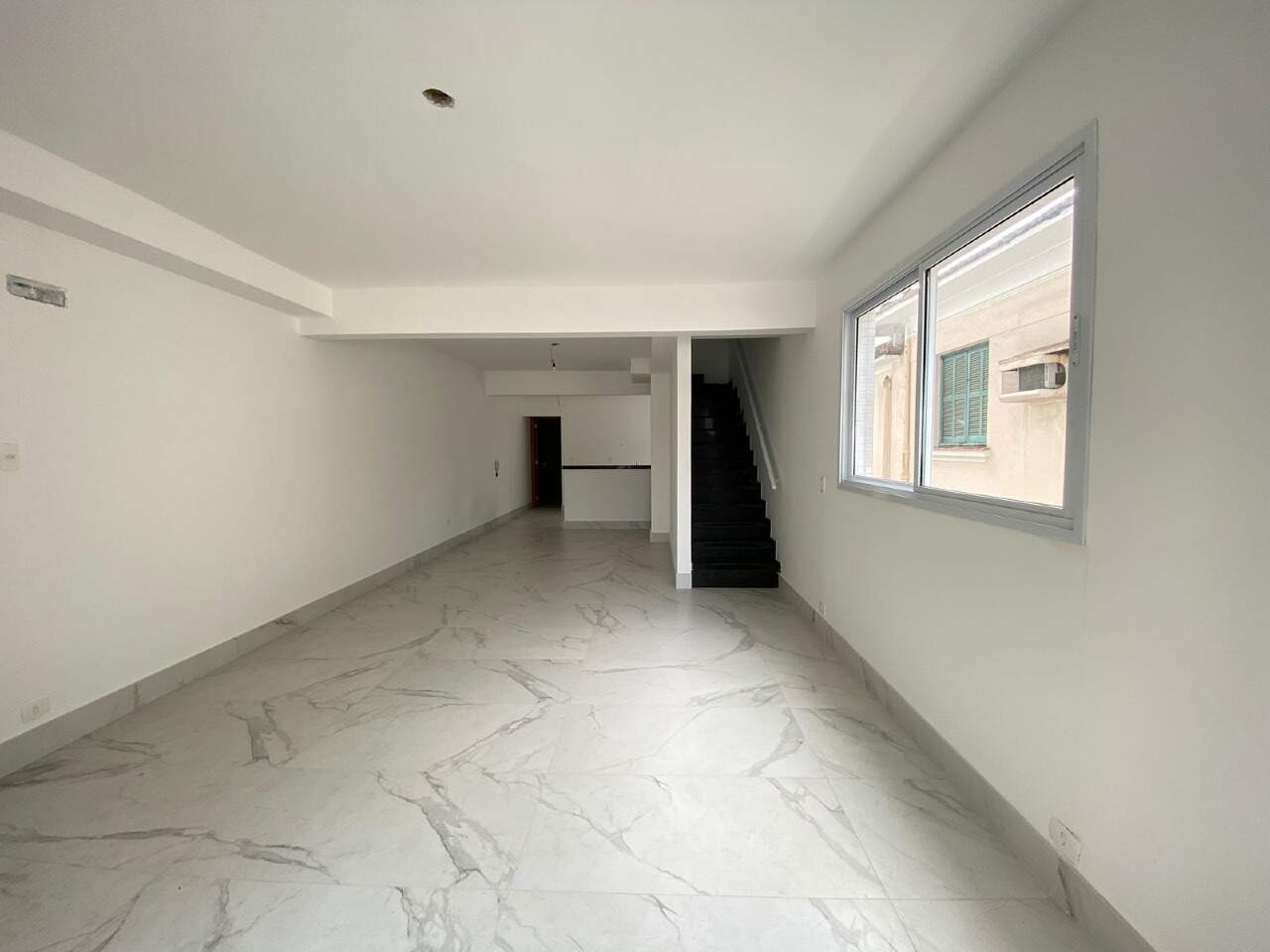 Casa à venda no Embaré: 