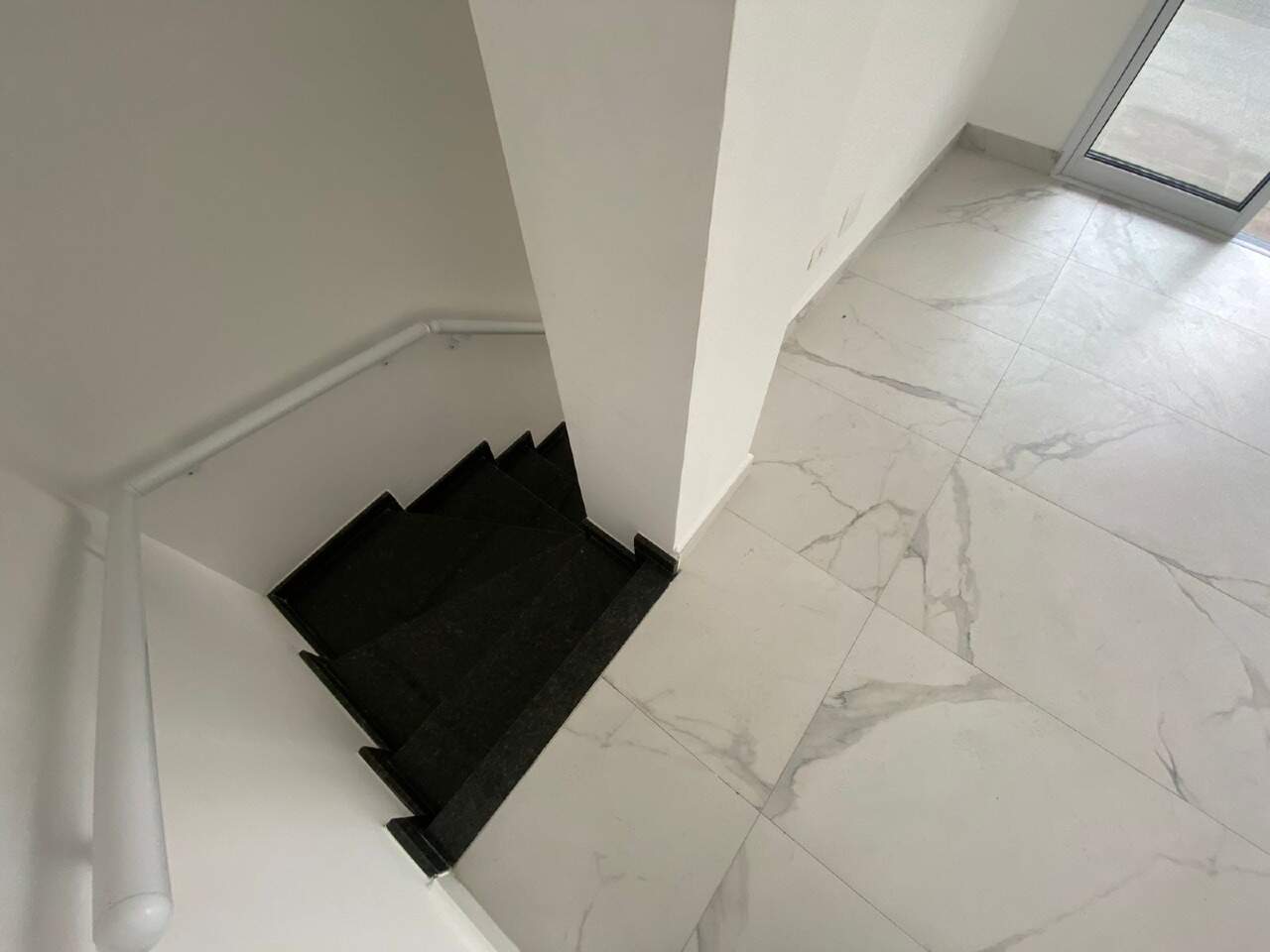 Casa à venda no Embaré: 