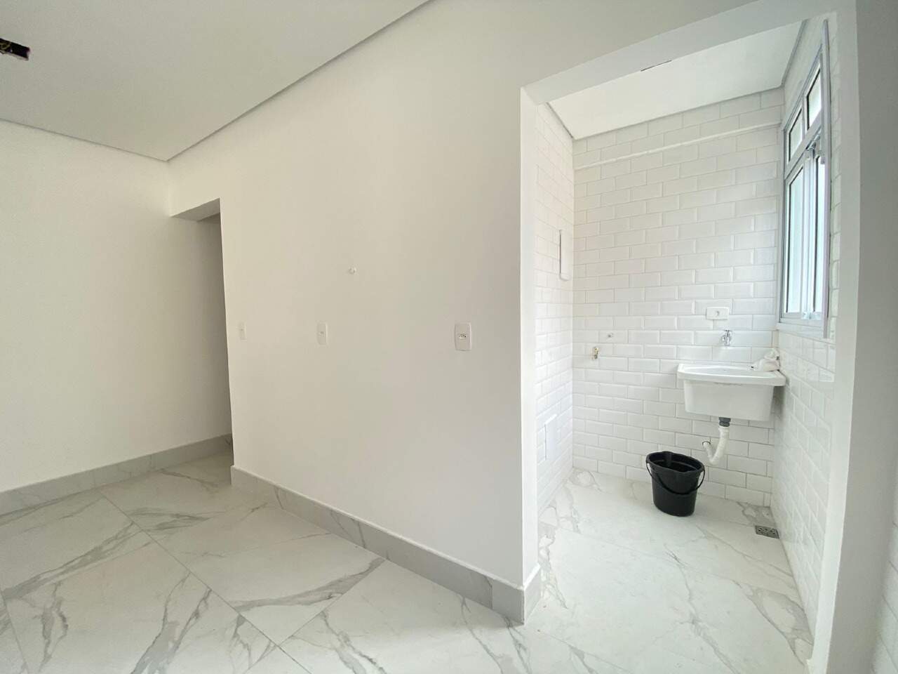 Casa à venda no Embaré: 