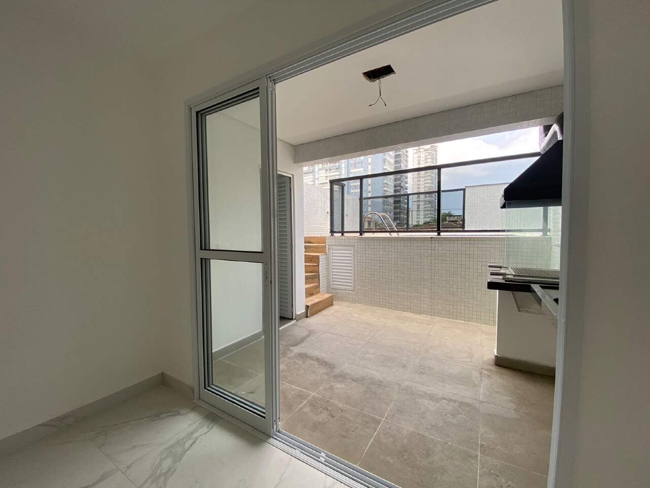 Casa à venda no Embaré: 