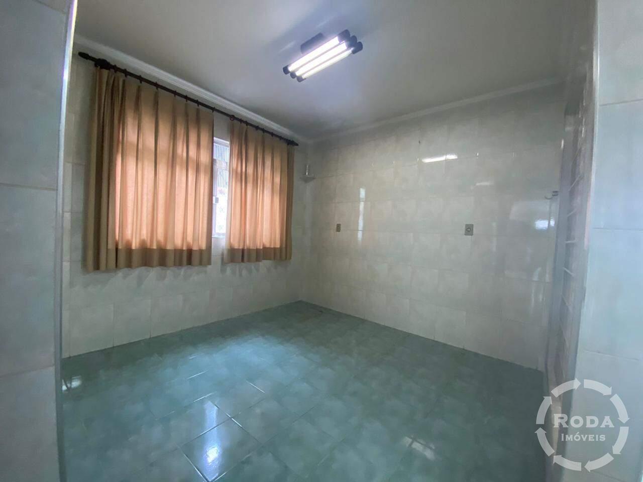 Sobrado Geminado à venda no Gonzaga: 