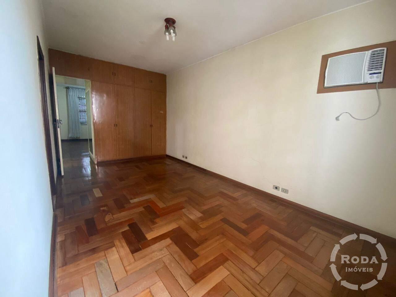 Sobrado Geminado à venda no Gonzaga: 