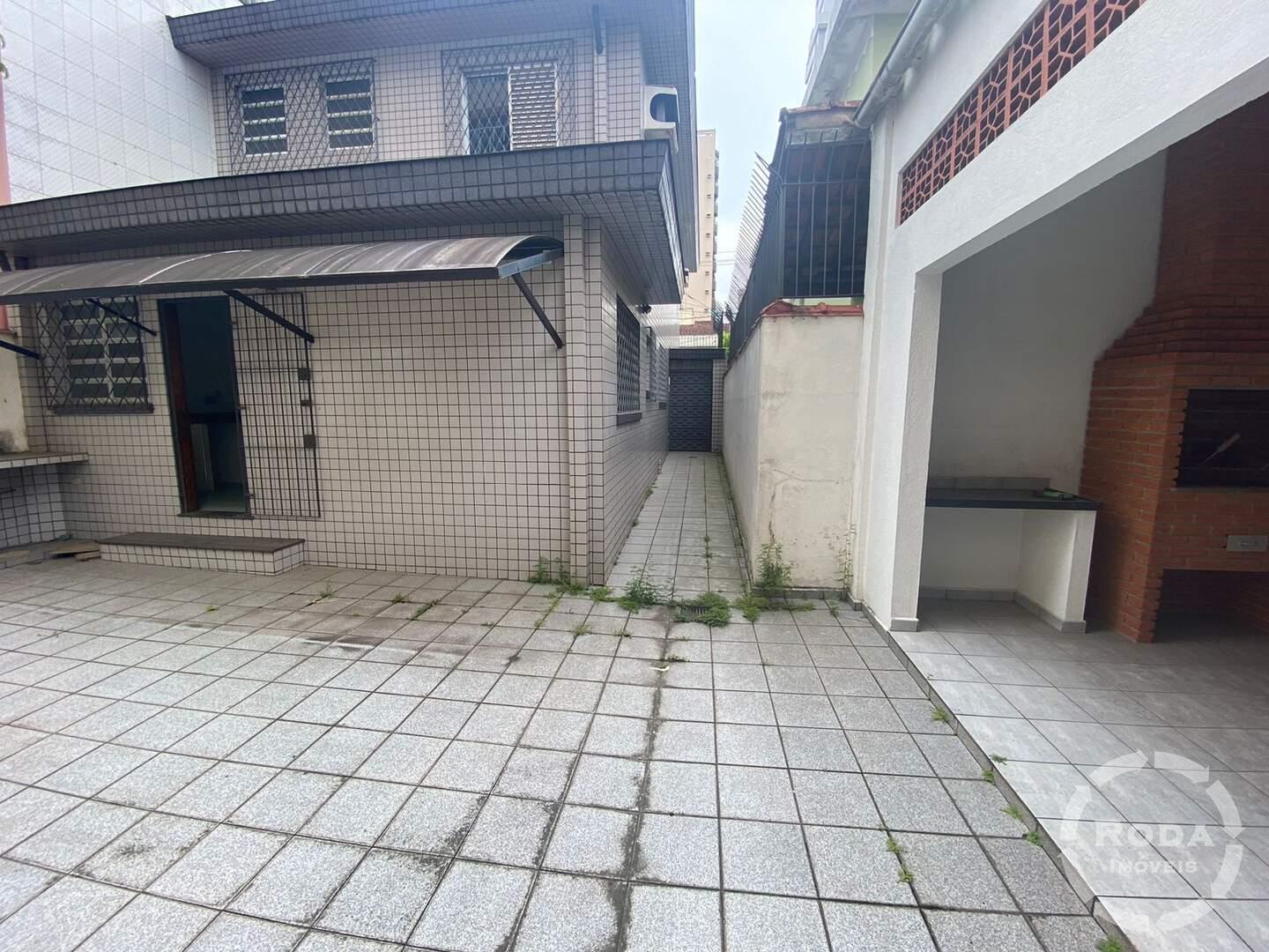 Sobrado Geminado à venda no Gonzaga: 