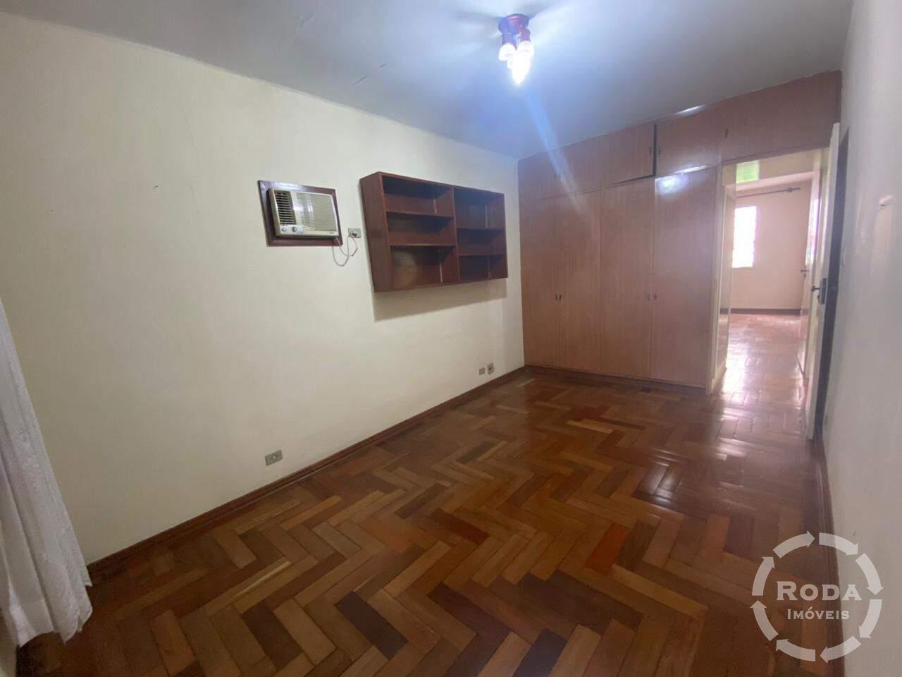 Sobrado Geminado à venda no Gonzaga: 