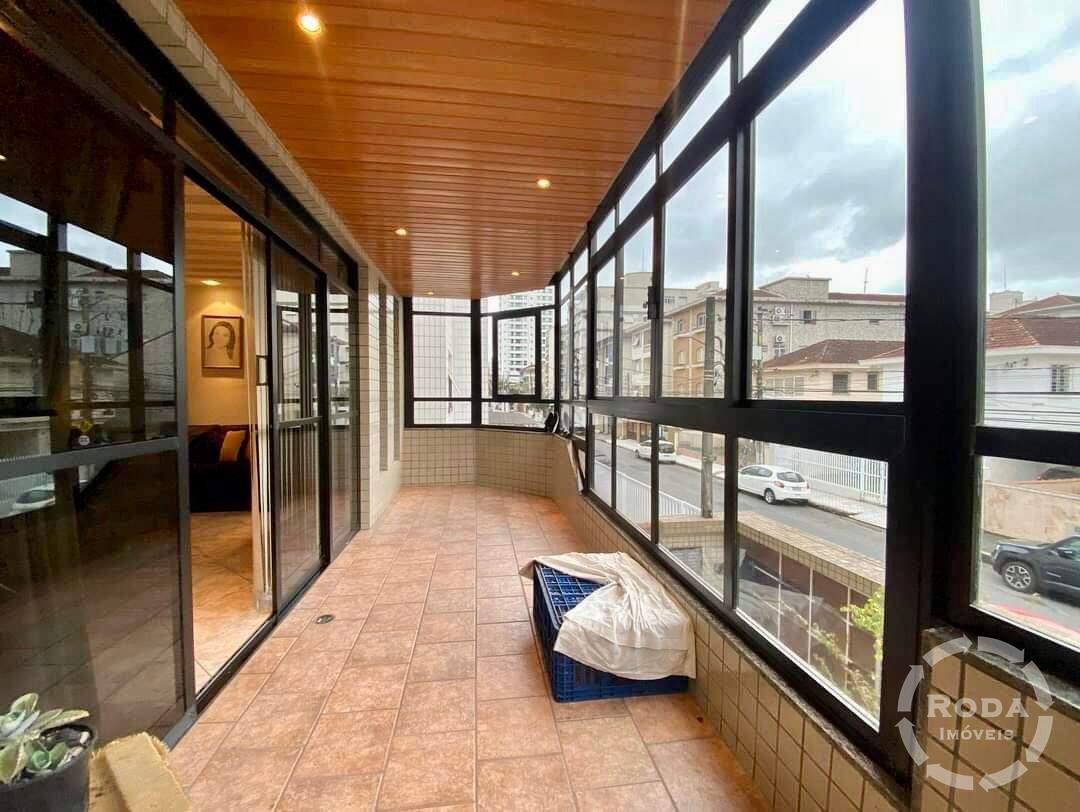 Casa à venda no Embaré: 