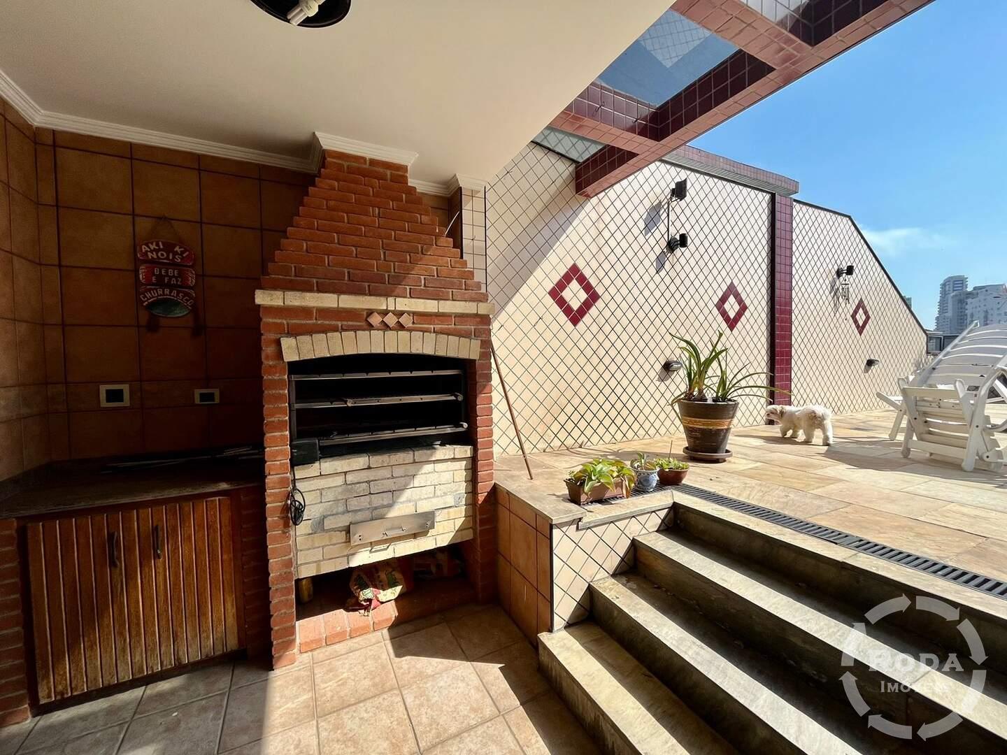 Casa à venda no Embaré: 