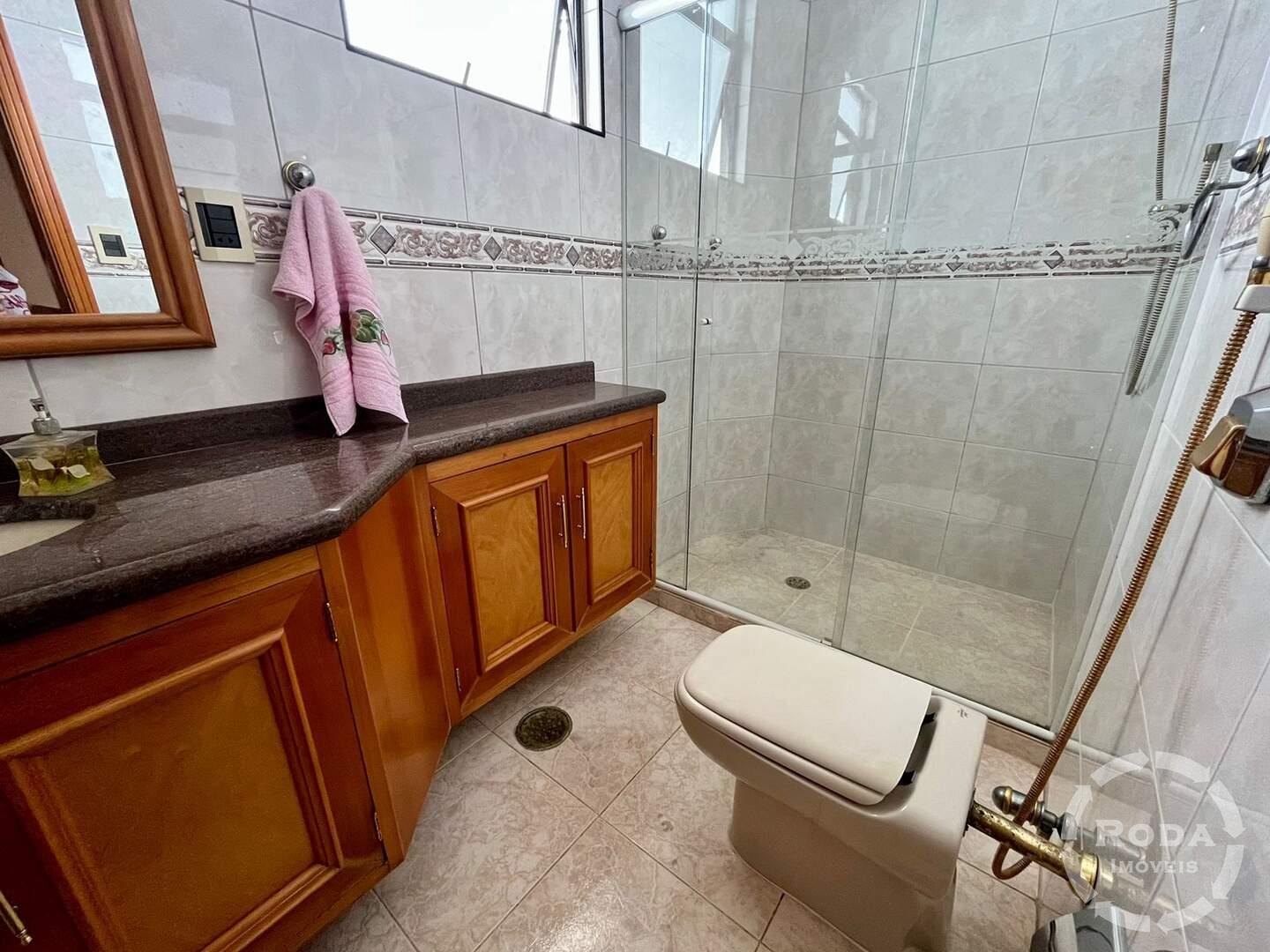 Casa à venda no Embaré: 