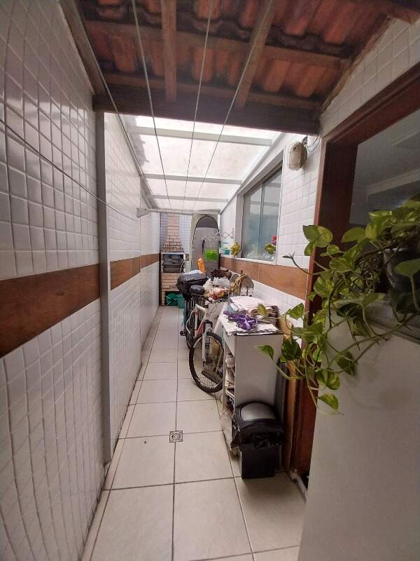 Casa de Condomínio à venda no Macuco: 