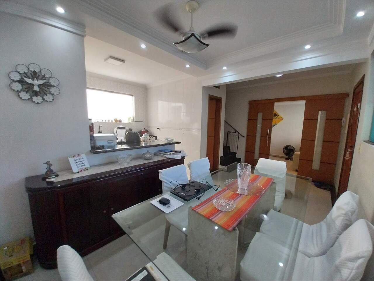 Casa de Condomínio à venda no Macuco: 