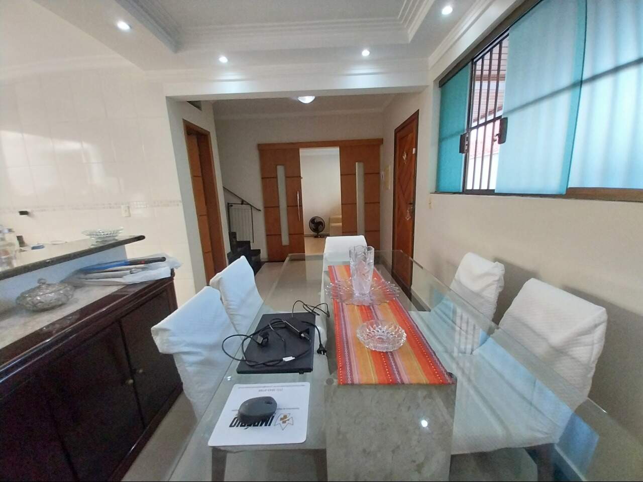 Casa de Condomínio à venda no Macuco: 