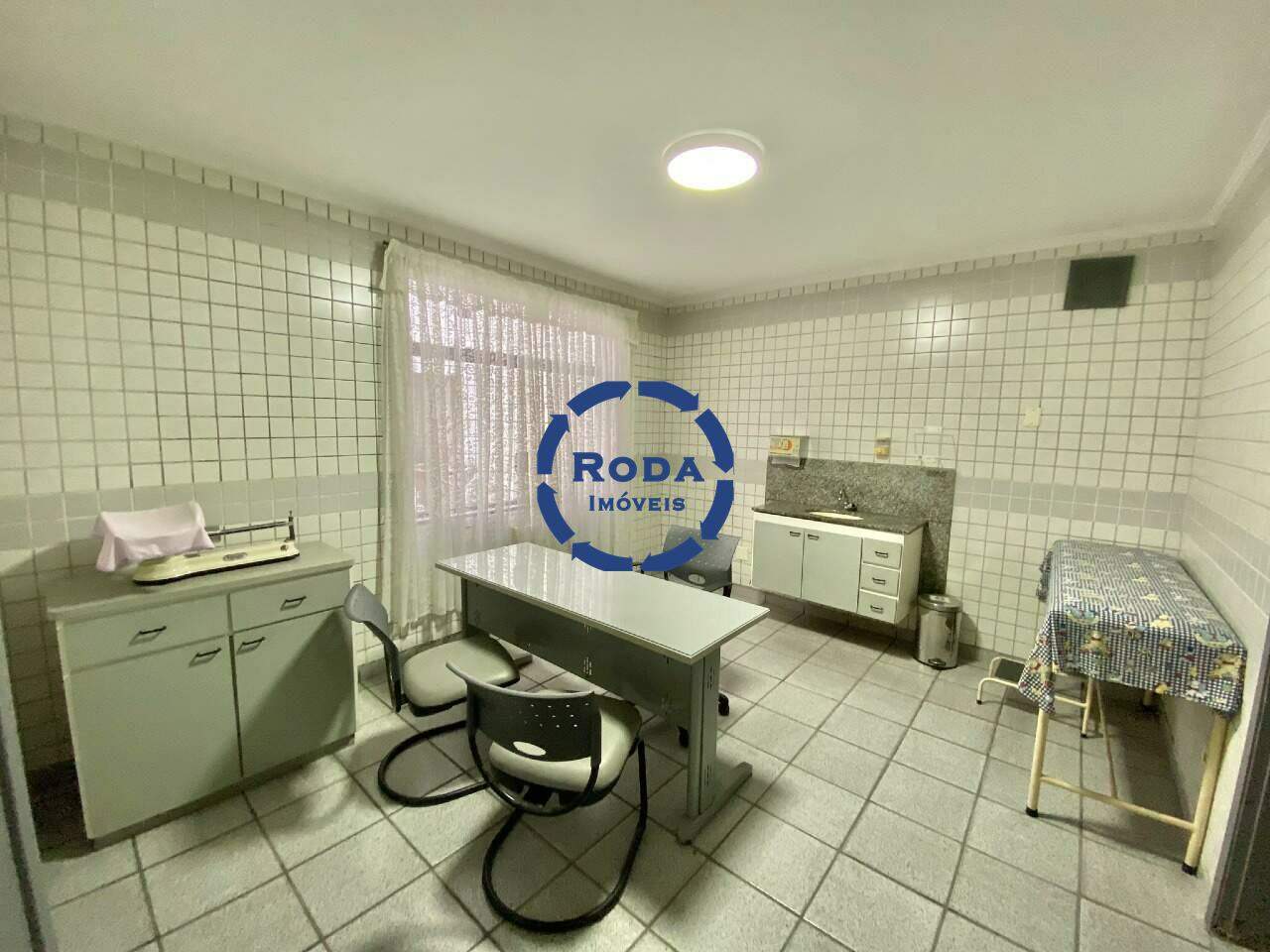 Casa para aluguel no Campo Grande: 