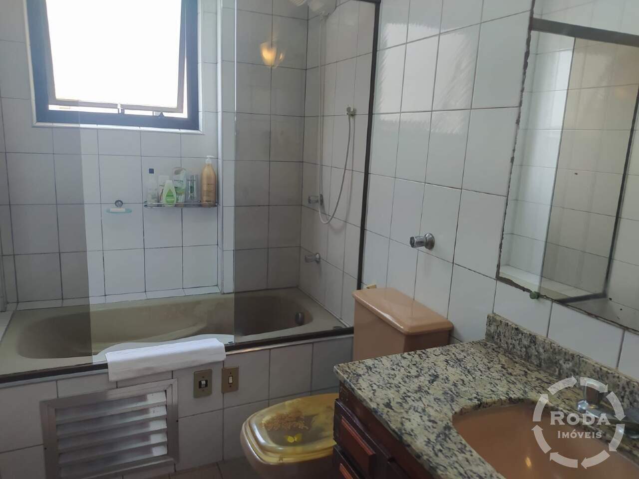 Apartamento à venda no Ponta da Praia: 