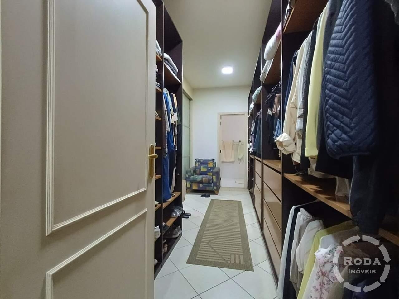 Casa à venda no Ponta da Praia: 