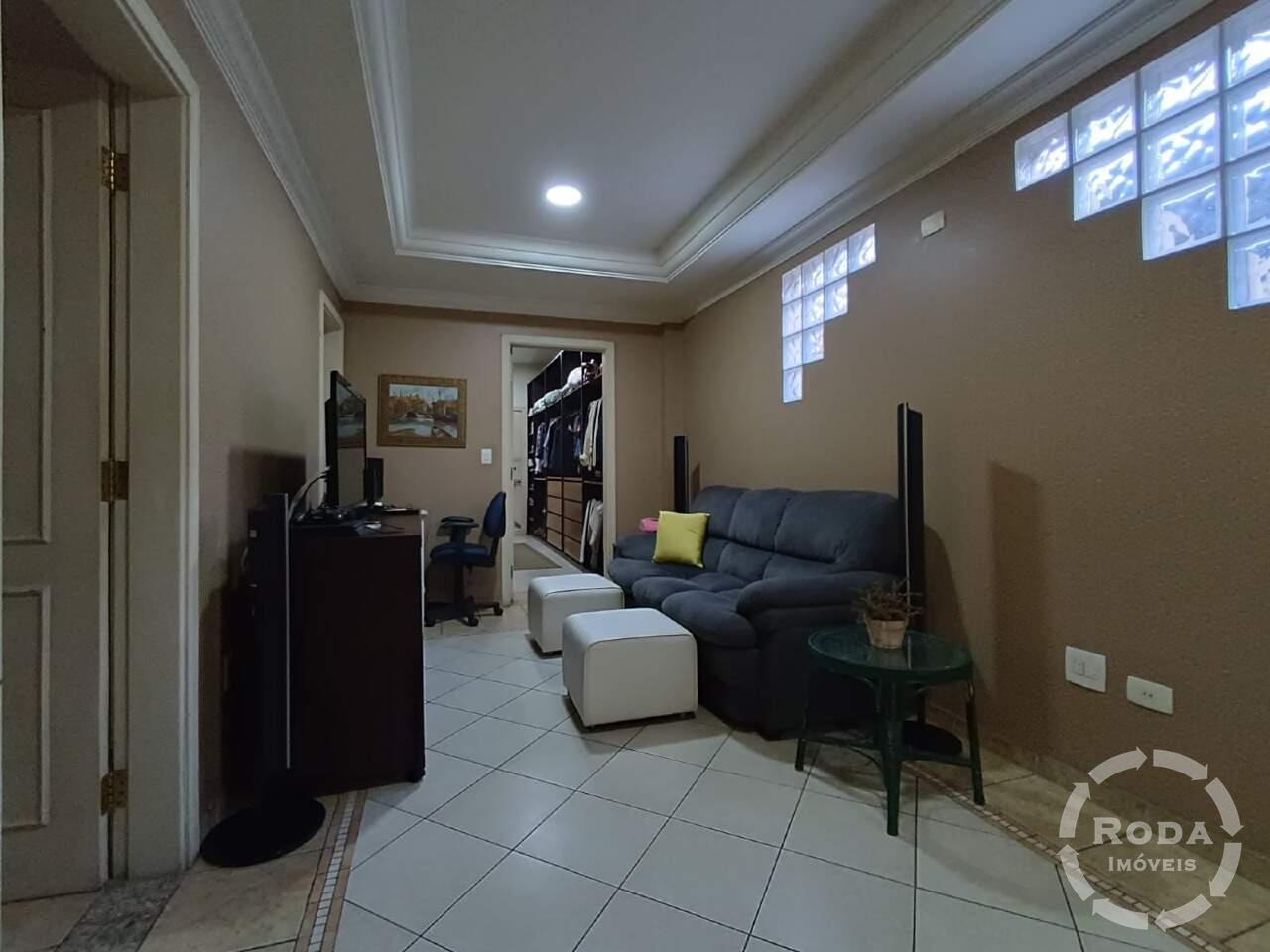 Casa à venda no Ponta da Praia: 