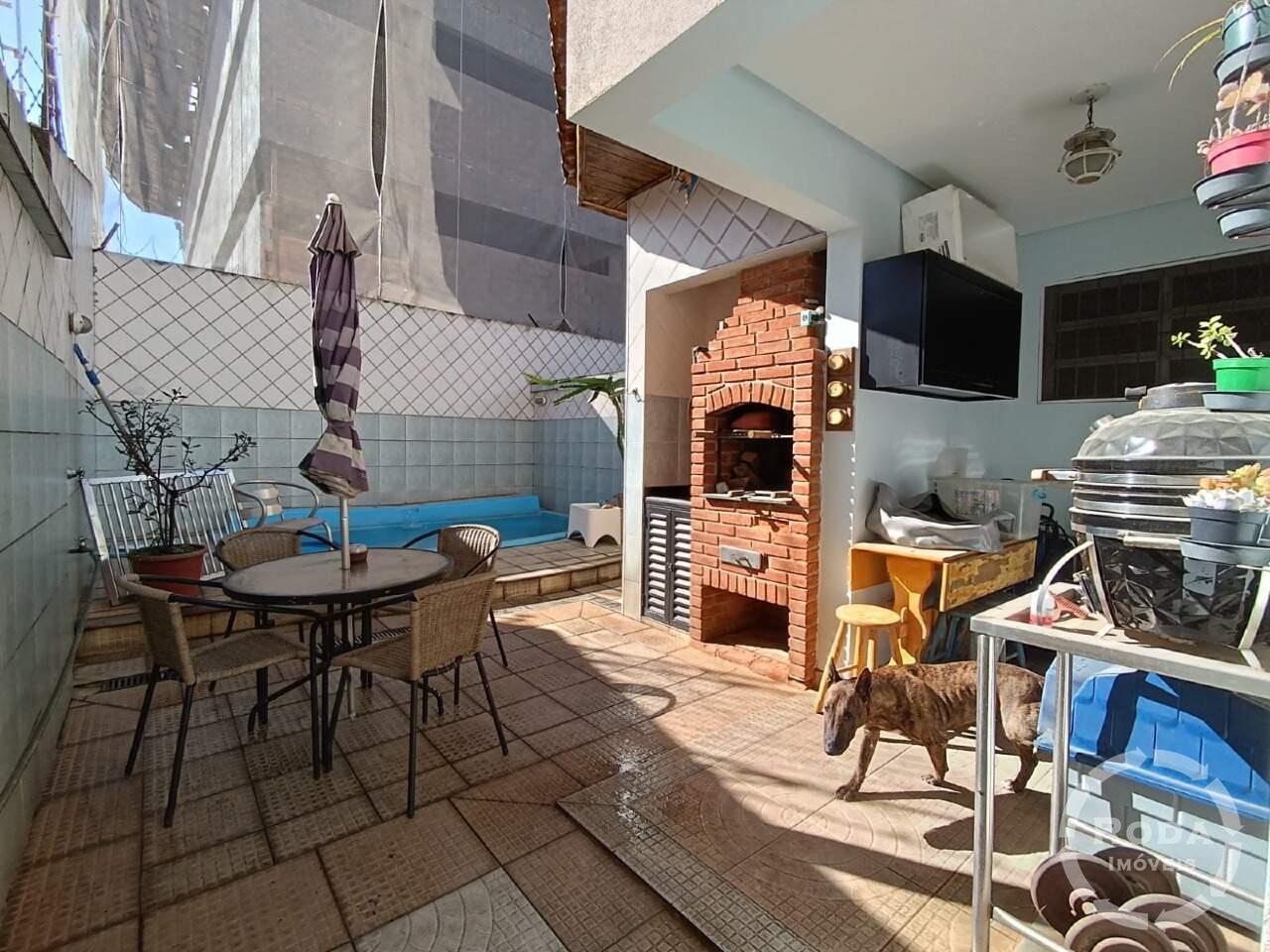 Casa à venda no Ponta da Praia: 